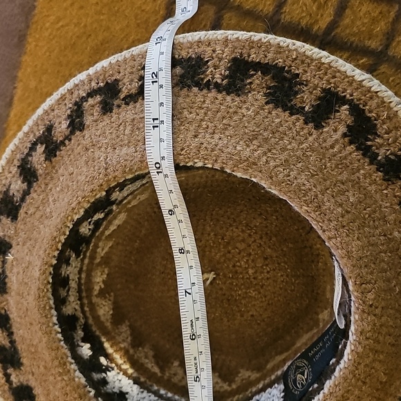 Vintage Peruvian 100% Alpaca Hat - Picture 8 of 9